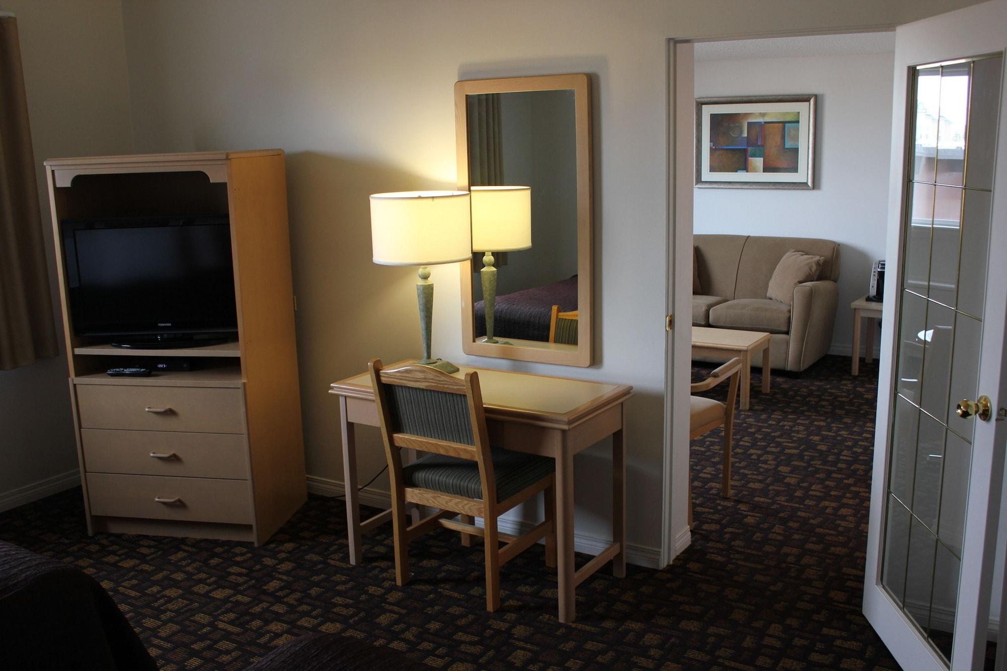 Travelodge By Wyndham Prince Albert Dış mekan fotoğraf